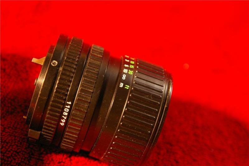 Canon FD 35-70mm F/3.5-4.5