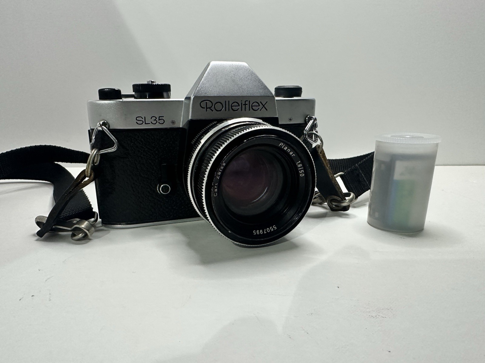 Carl Zeiss Planar 50mm F/1.8