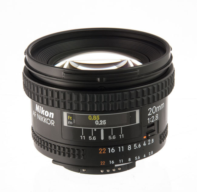 Nikon AF Nikkor 20mm F/2.8 D