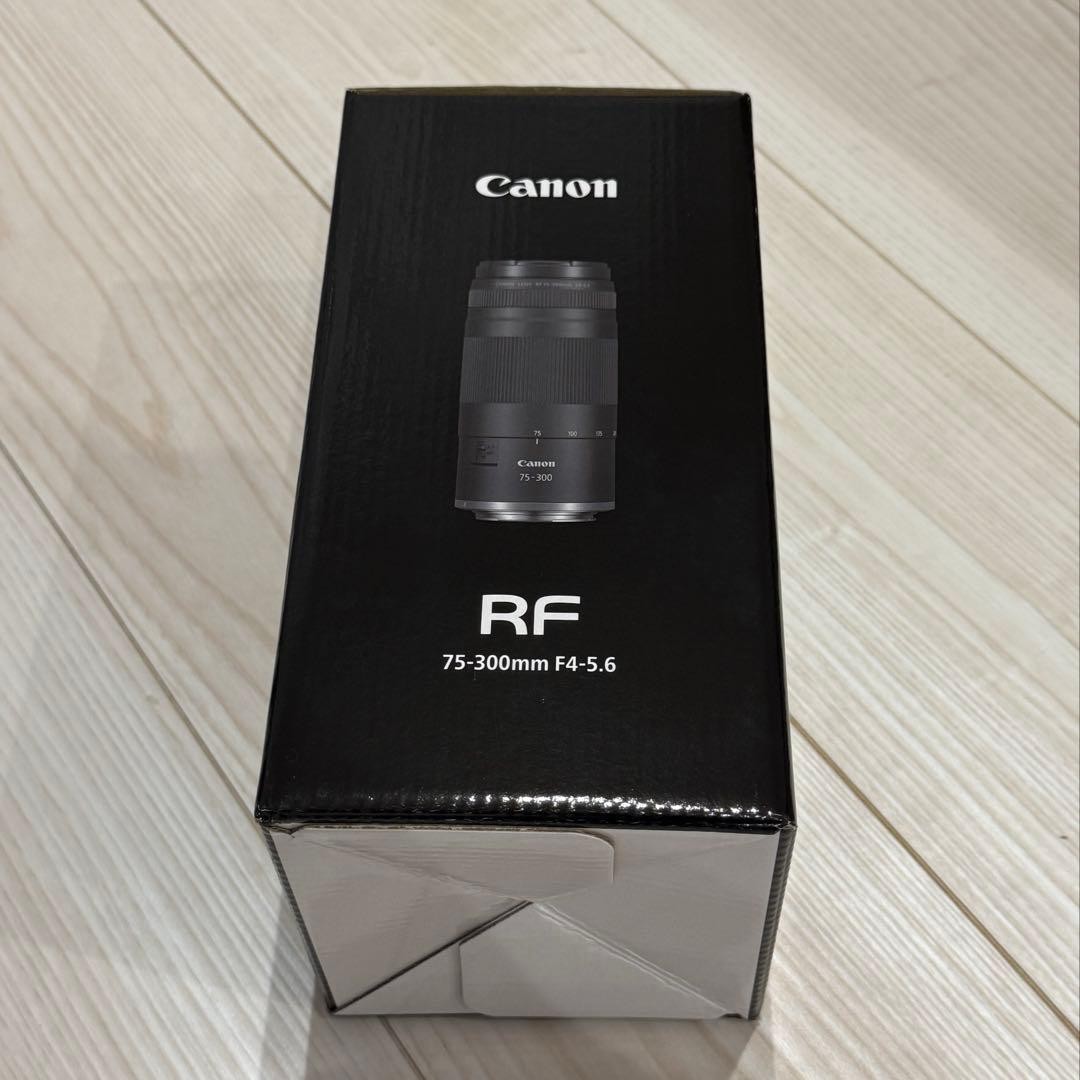 Canon RF 75-300mm F/4-5.6