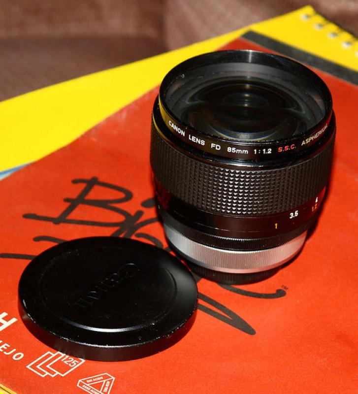 Canon FD 85mm F/1.2 SSC ASPH