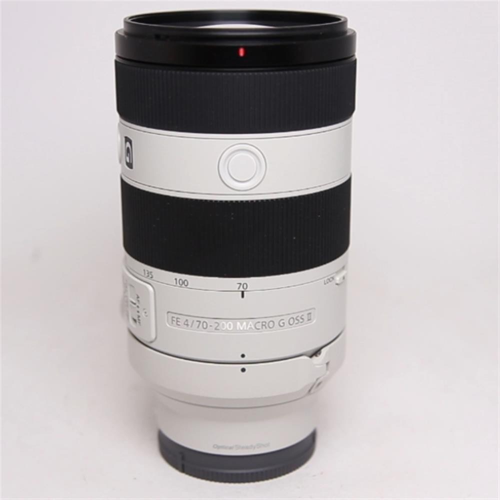 Sony FE 70-200mm F/4 Macro G OSS II