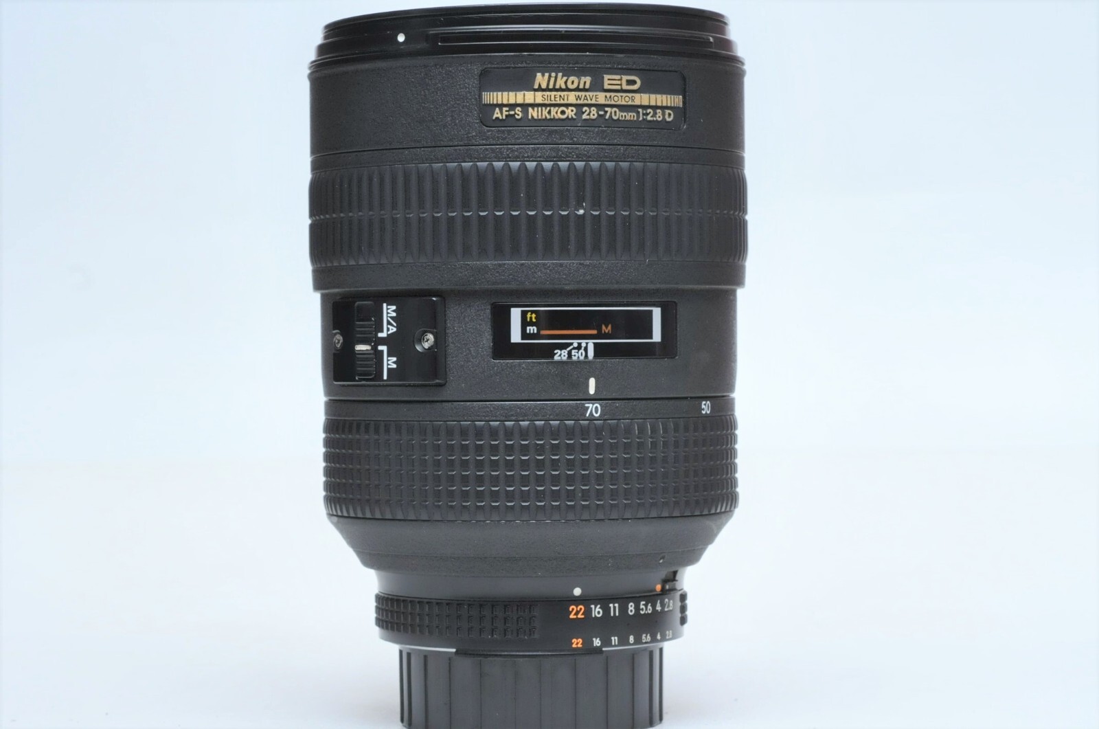 Nikon AF-S Nikkor 28-70mm F/2.8D IF-ED