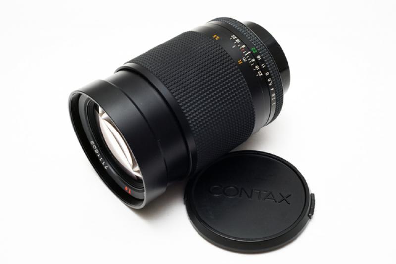 Carl Zeiss Planar 135mm F/2 C/Y