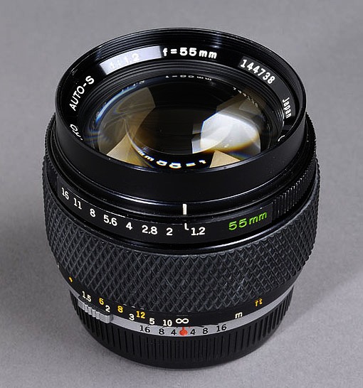 Olympus OM-System Zuiko Auto-S 55mm F/1.2