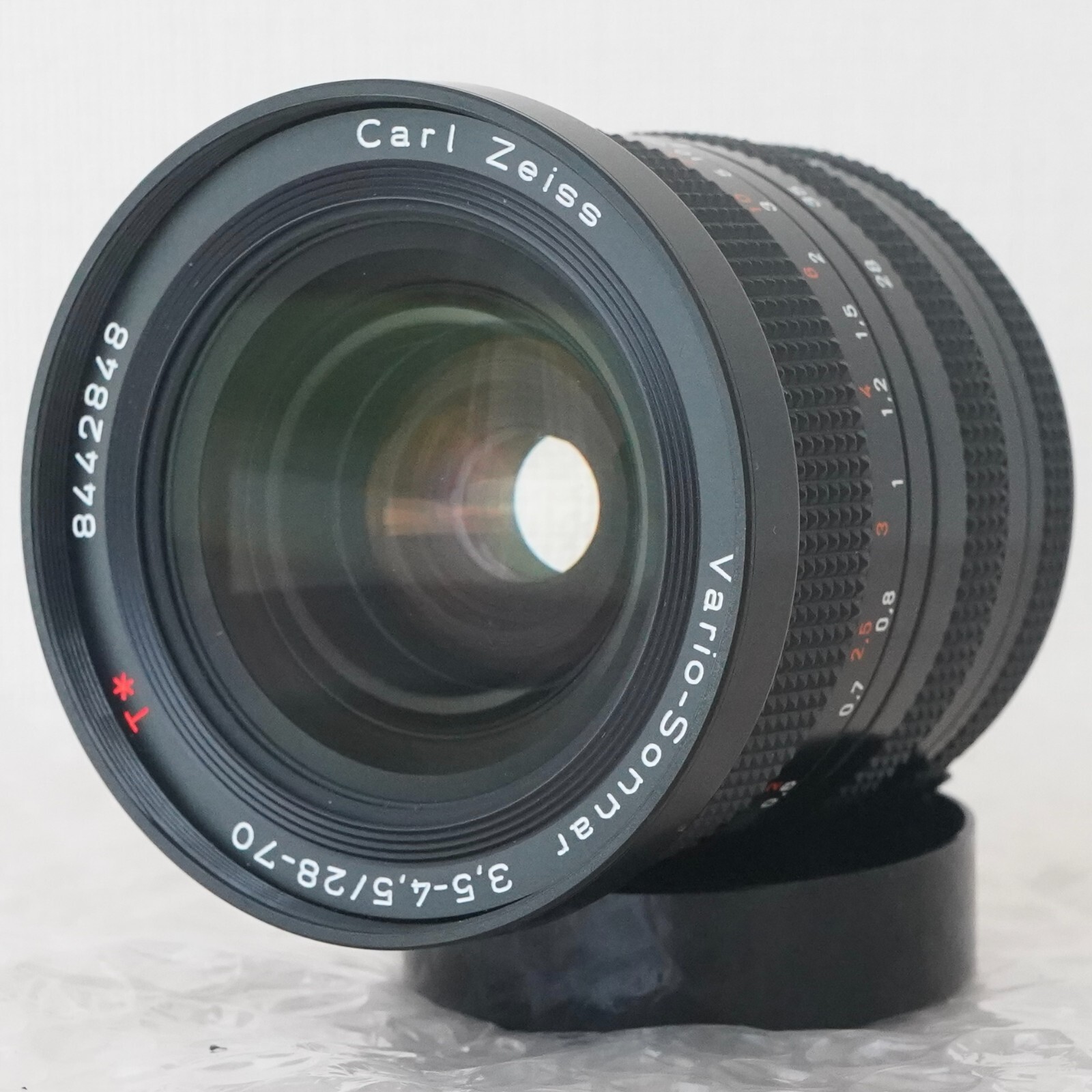 Carl Zeiss Vario-Sonnar T* 28-70mm F/3.5-4.5