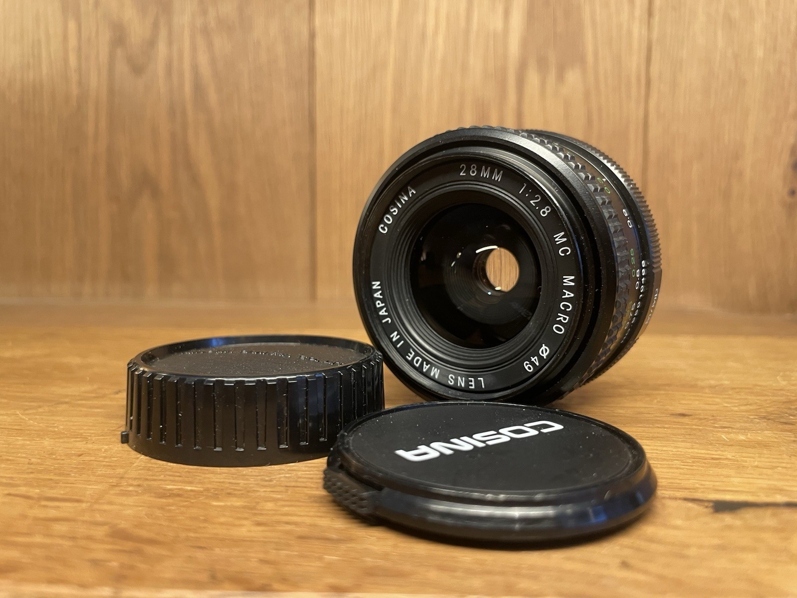 Cosina 28mm F/2.8 MC Macro