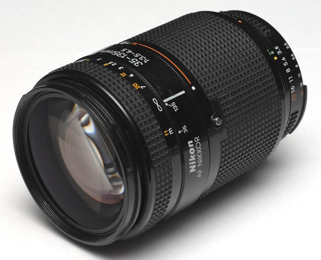 Nikon AF Nikkor 35-135mm F/3.5-4.5 [II]