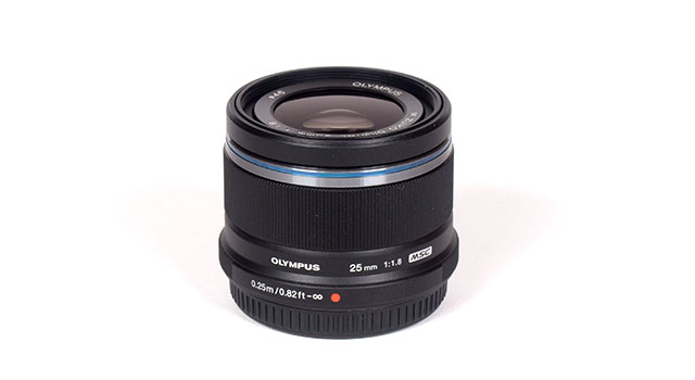 Olympus M.Zuiko 25mm F/1.8