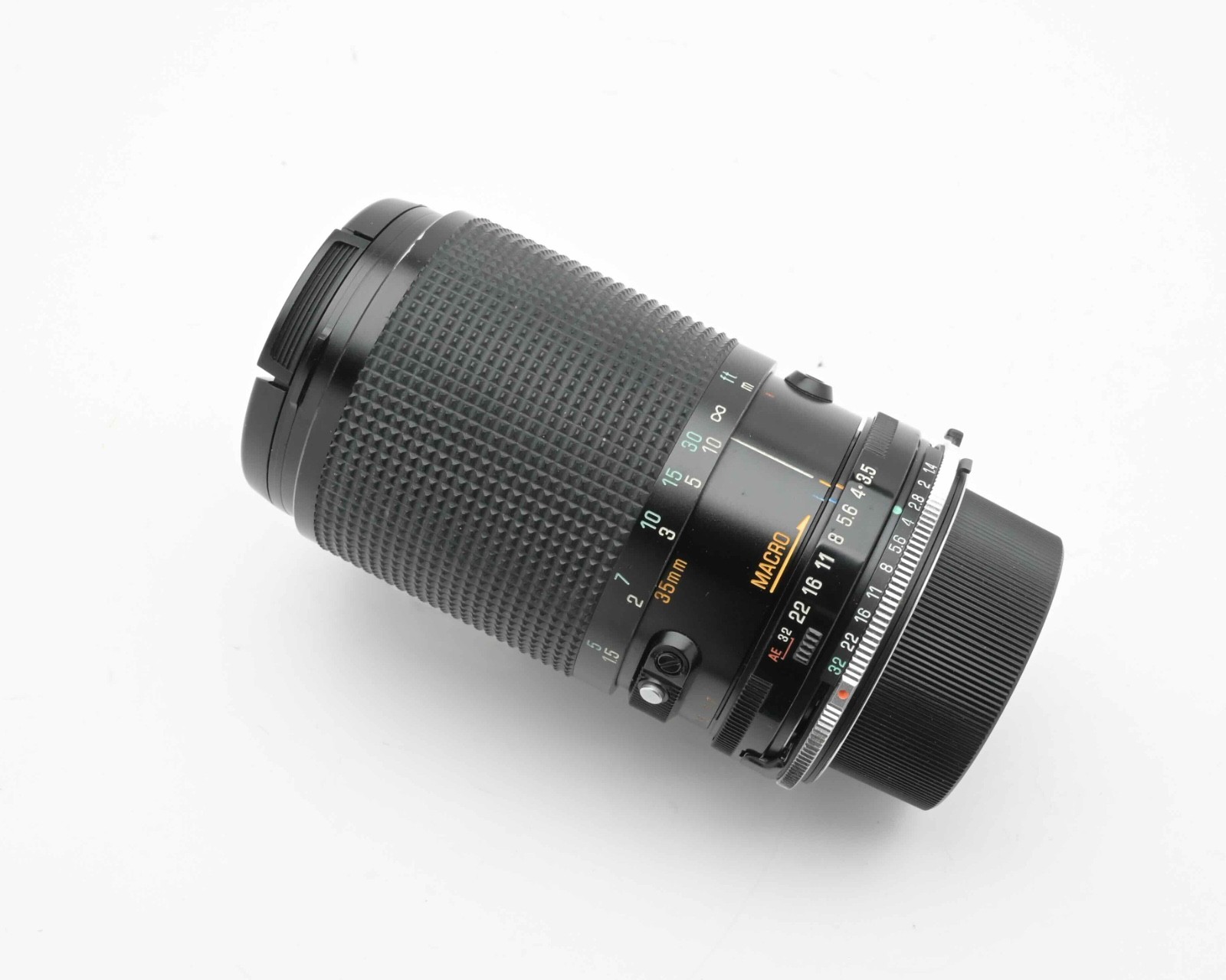 Minolta MD Zoom 35-135mm F/3.5-4.5