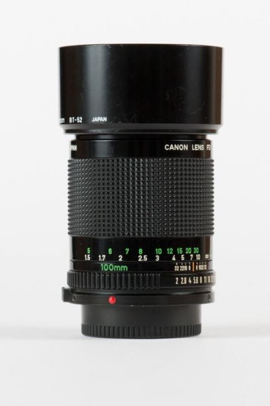 Canon FDn 100mm F/2