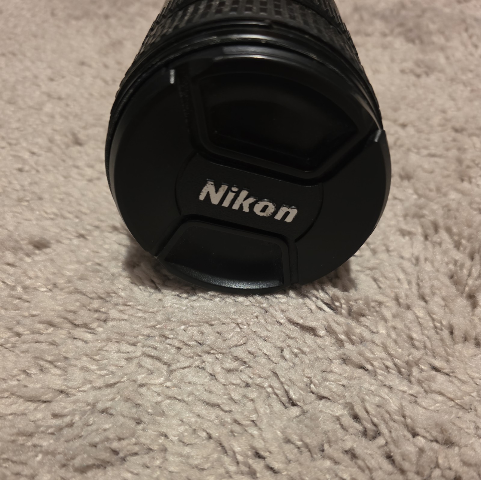 Nikon AF-S DX Zoom-Nikkor 18-200mm F/3.5-5.6G IF-ED VR
