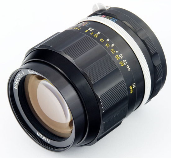 Nikon Nikkor-P 105mm F/2.5 non-Ai II