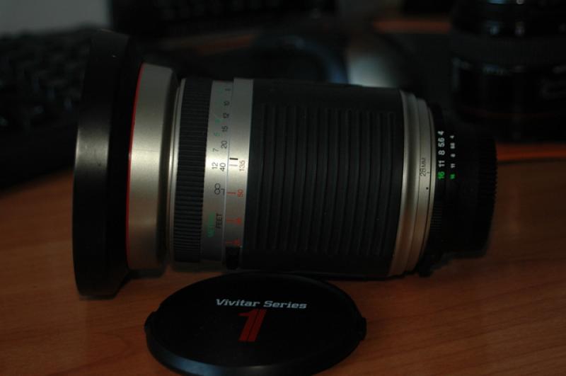 Vivitar Series 1 28-300mm F/4-6.3 MC Auto Focus Zoom