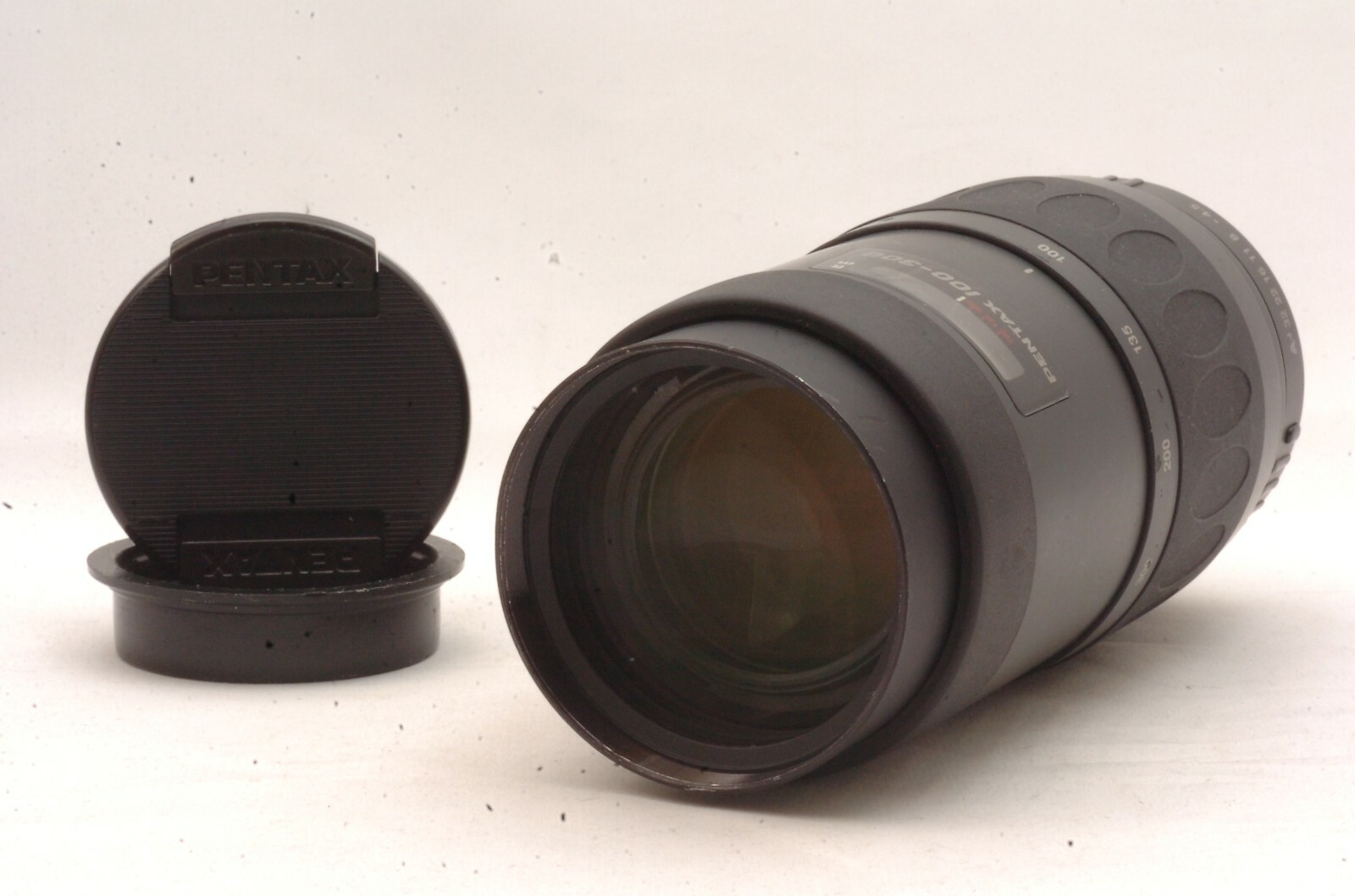 Smc Pentax-F 100-300mm F/4.5-5.6