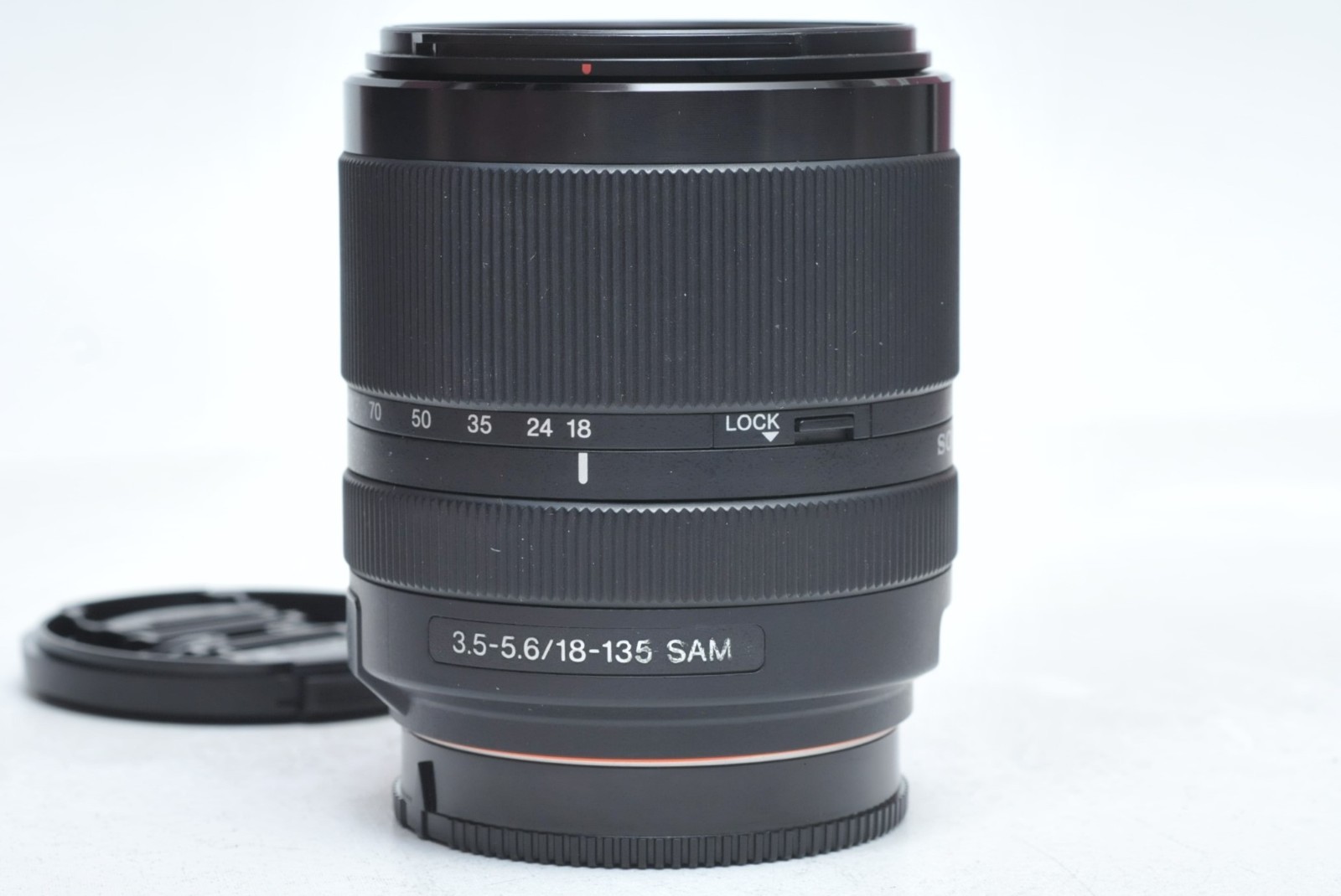 Sony DT 18-135mm F/3.5-5.6 SAM SAL18135