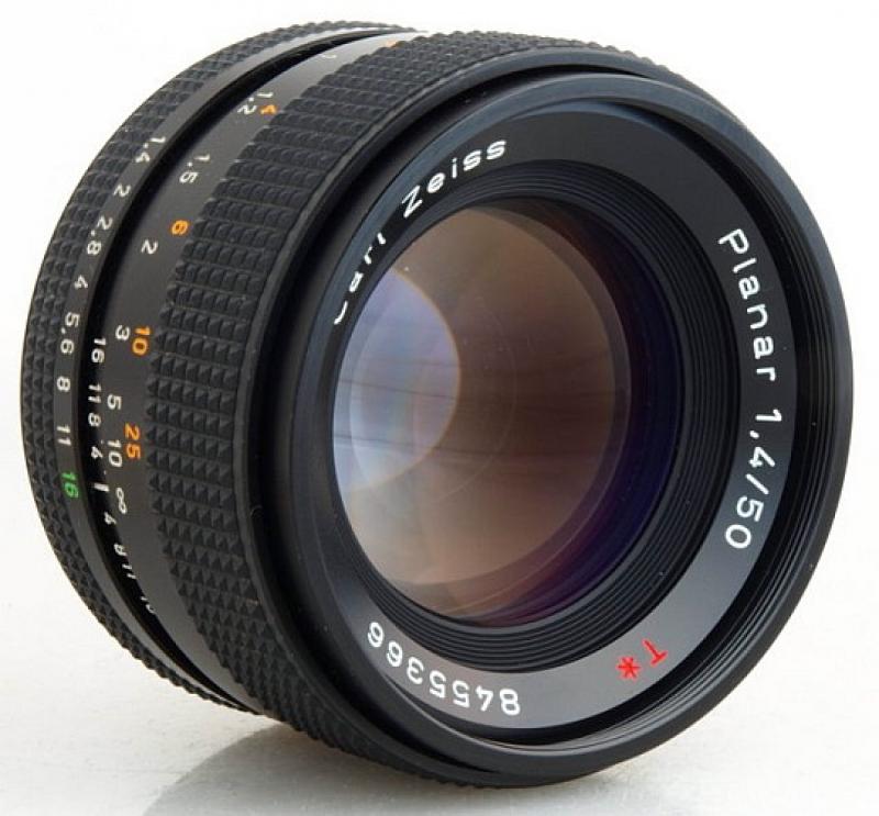 Carl Zeiss Planar T* 50mm F/1.4 C/Y
