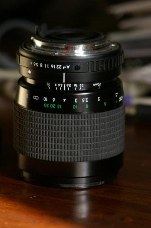 Promaster 70-210mm F/4-5.6 MC Spectrum 7