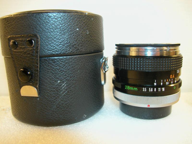 Canon FD 28mm F/3.5