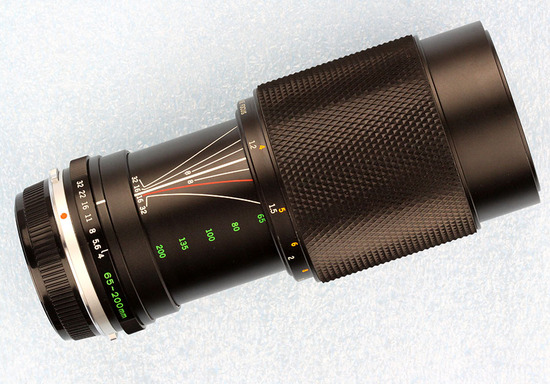 Olympus OM-System Zuiko Auto-Zoom 65-200mm F/4