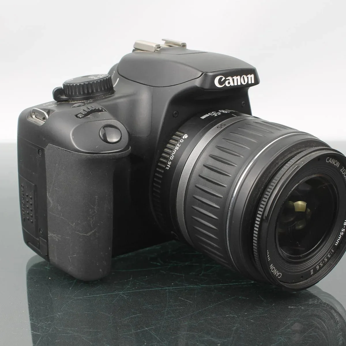 Canon EF-S 18-55mm F/3.5-5.6