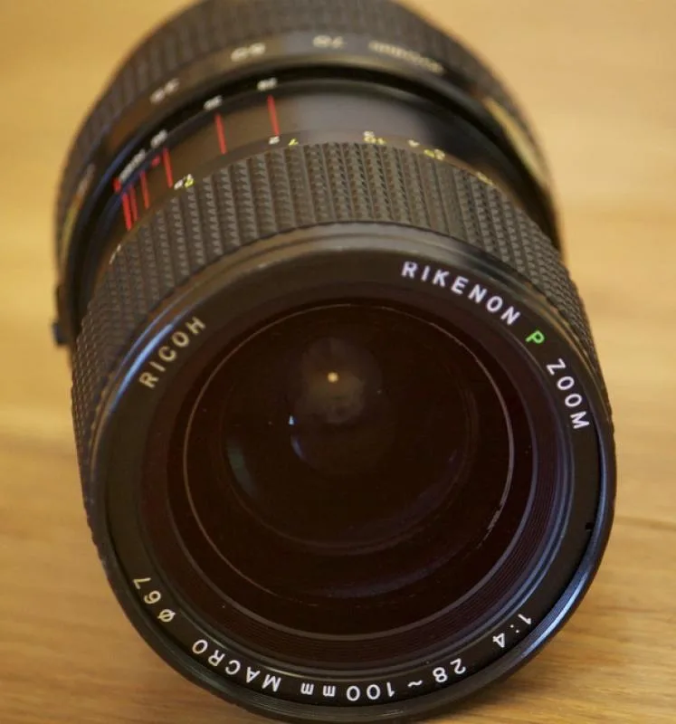 Ricoh Rikenon P Zoom 28-100mm F/4 Macro