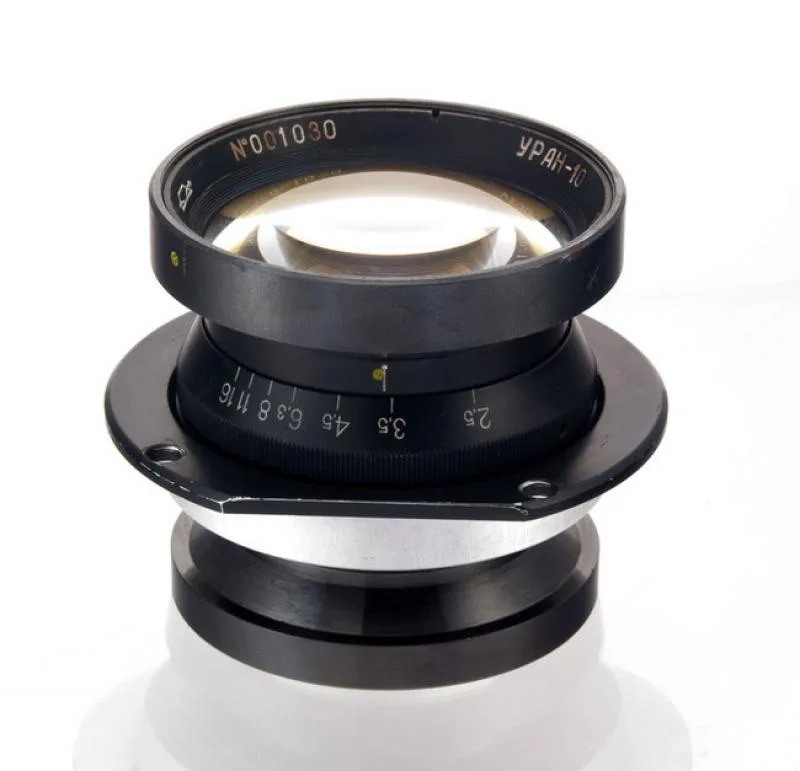 Uran-10 100mm F/2.5