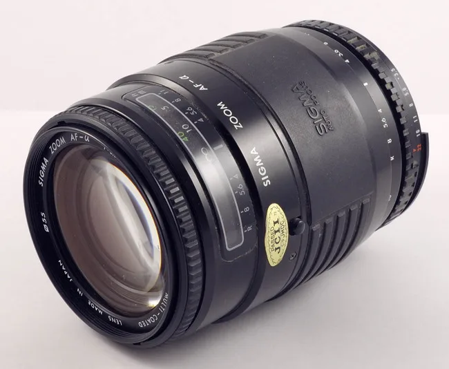 Sigma AF 35-135mm F/3.5-4.5