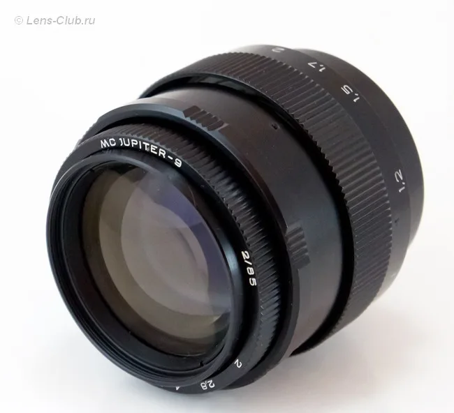 Jupiter-9 85mm F/2 SLR