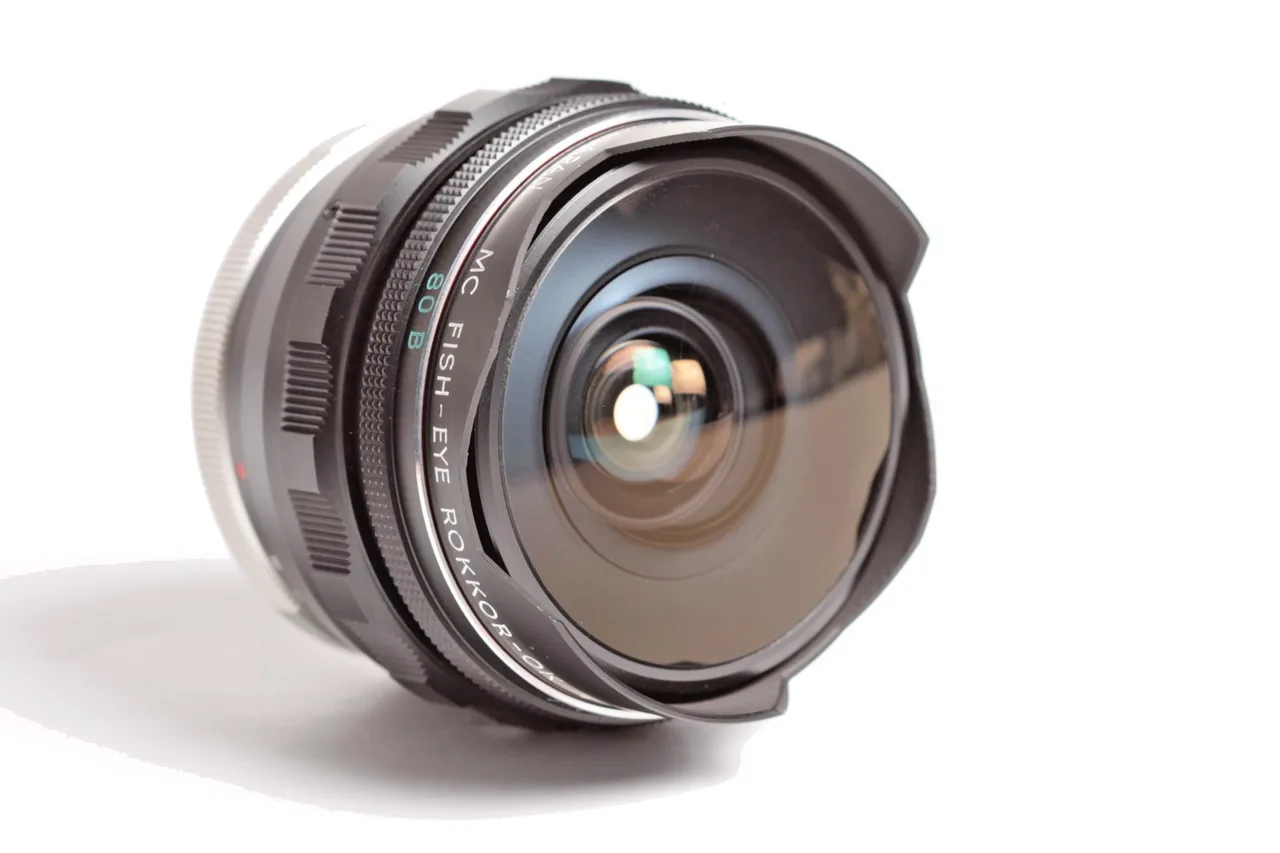 Minolta MC Fish-eye ROKKOR[-OK] 16mm F/2.8