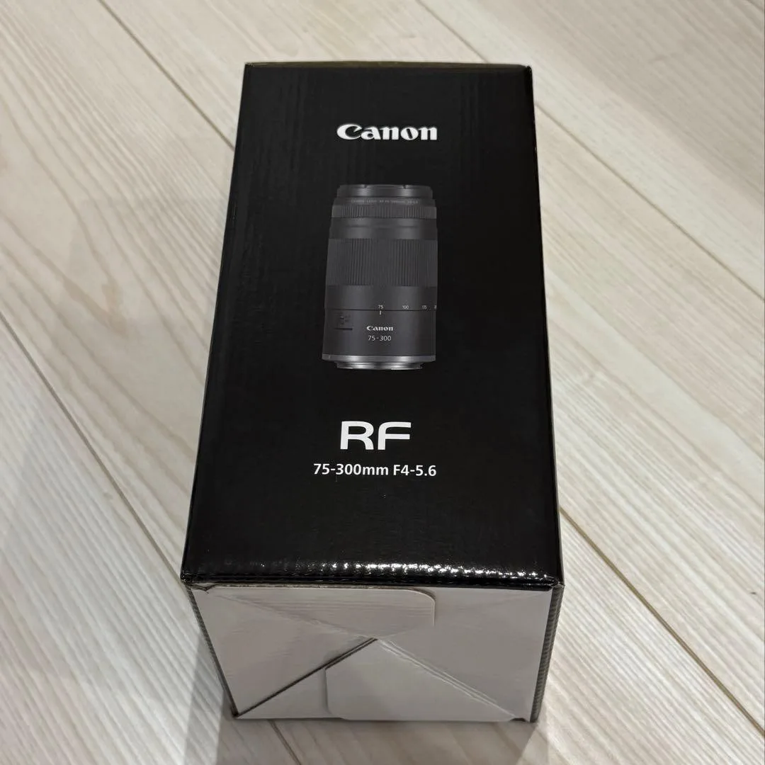Canon RF 75-300mm F/4-5.6