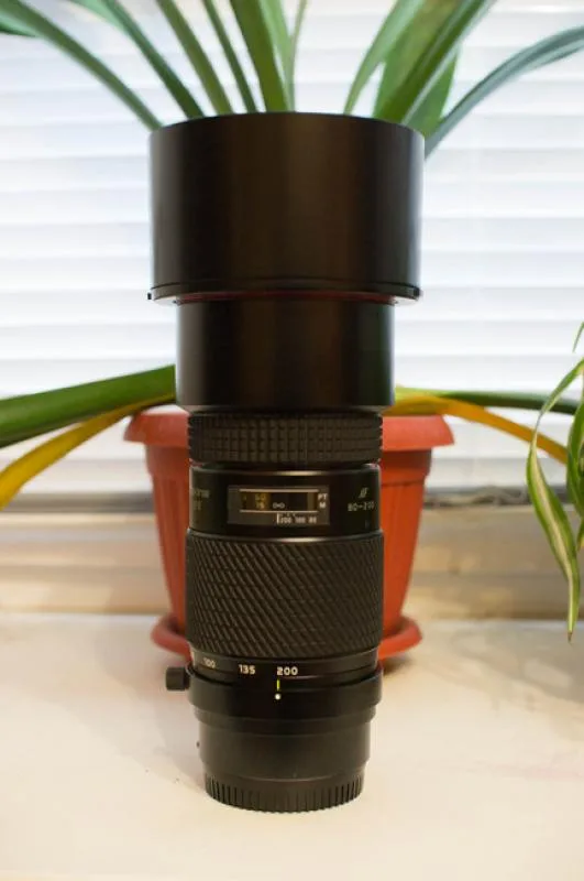 Tokina AT-X AF SD 80-200mm F/2.8