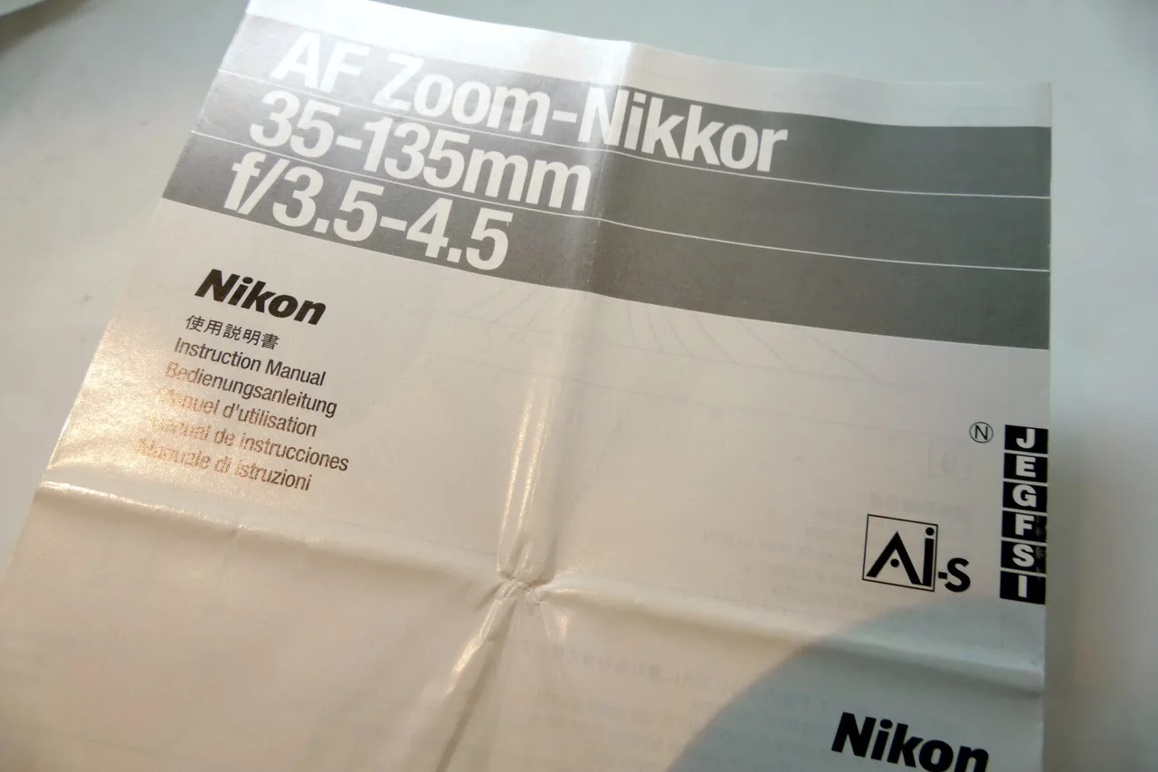 Nikon AF Nikkor 35-135mm F/3.5-4.5