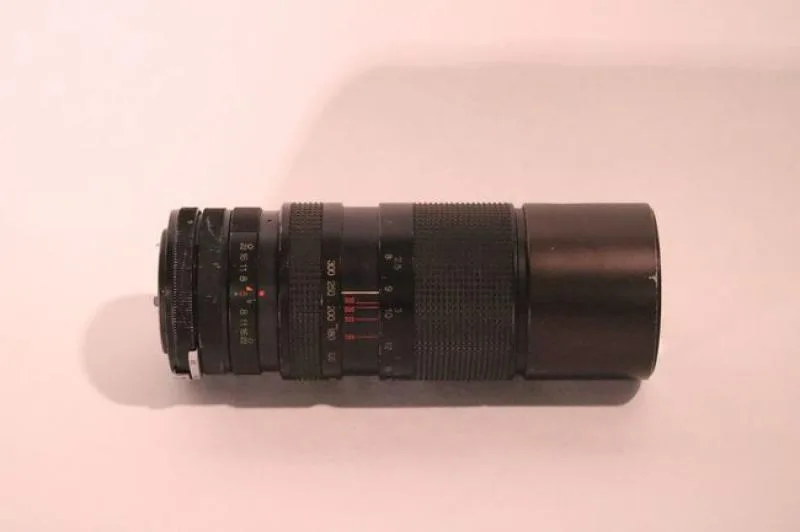 Vivitar 100-300mm F/5