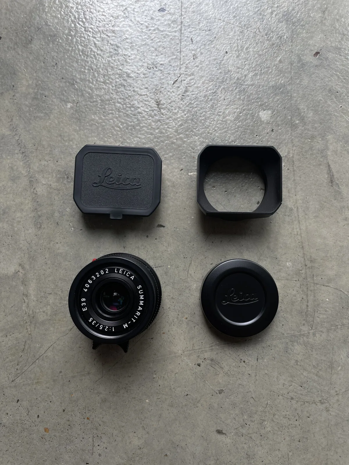Leica Summarit-M 35mm F/2.5