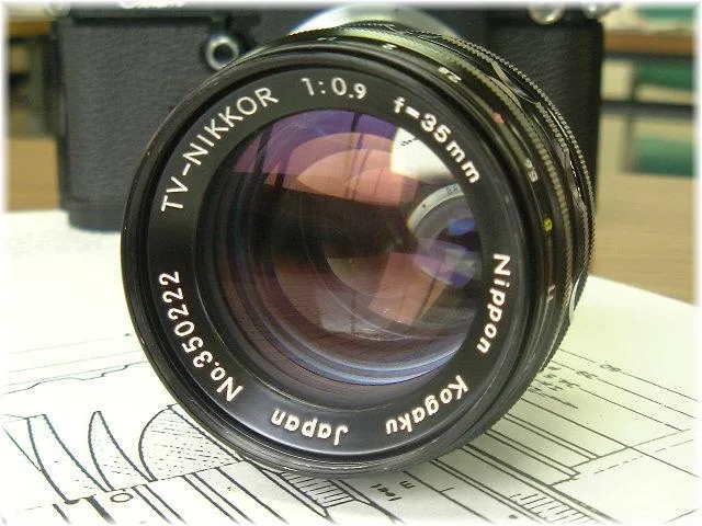 Nikon TV-Nikkor 35mm F/0.9