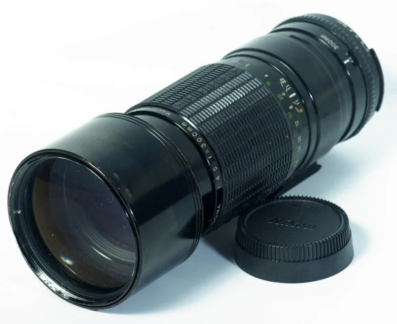 Sigma MF 300mm F/4.5 APO MC