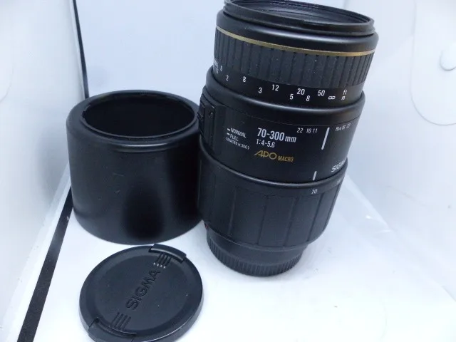 Sigma 70-300mm F/4-5.6 APO Macro