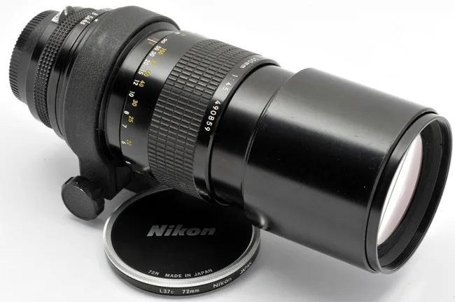 Nikon Nikkor 300mm F/4.5