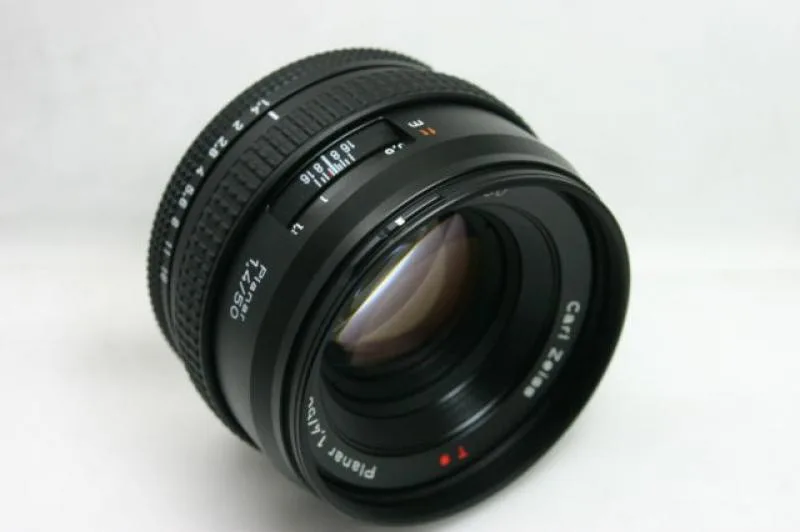 Carl Zeiss N Planar T* 50mm F/1.4