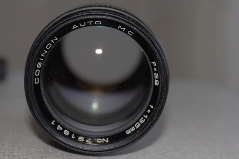 Cosinon 135mm F/2.8 Auto MC