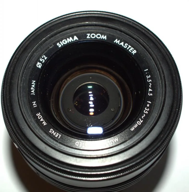 Sigma AF 35-70mm F/3.5-4.5 Zoom Master MC