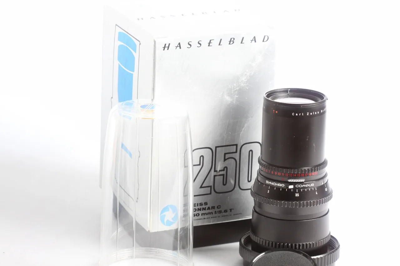 Carl Zeiss Sonnar [T*] 250mm F/5.6 C