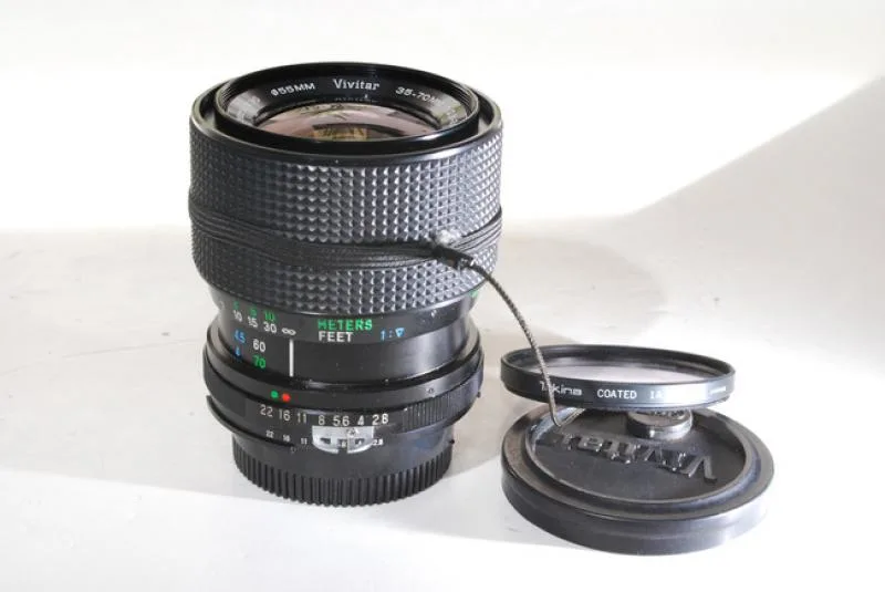 Vivitar 35-70mm F/2.8-3.8