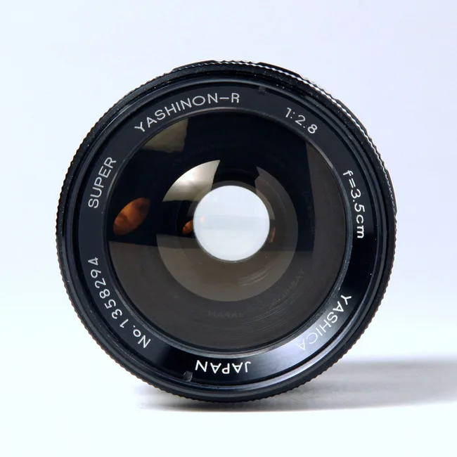 Yashica Super Yashinon-R 35mm F/2.8