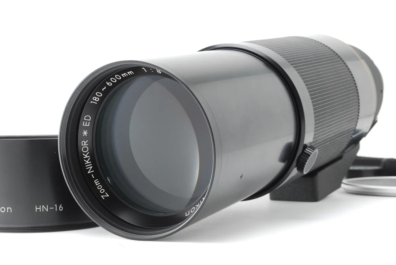 Nikon AI-S Zoom-Nikkor 180-600mm F/8 ED