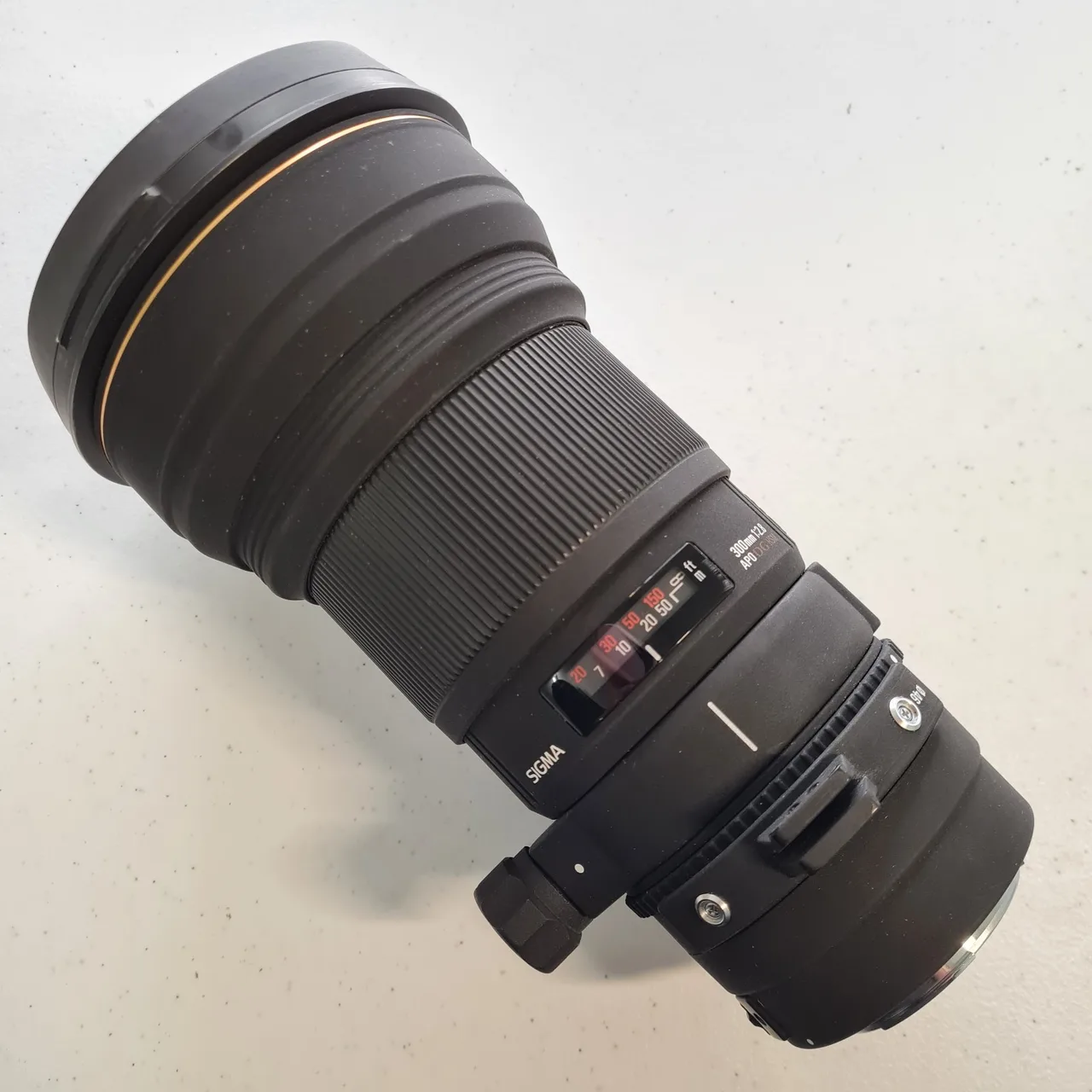 Sigma 300mm F/2.8 APO EX DG [HSM]