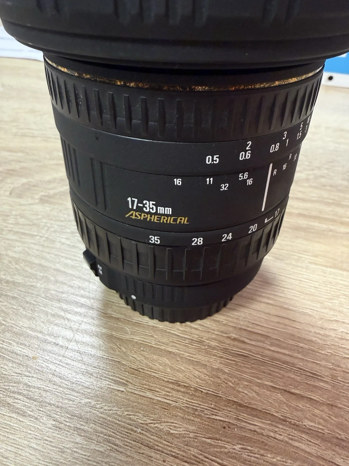 Sigma 17-35mm F/2.8-4 EX ASPH [HSM]