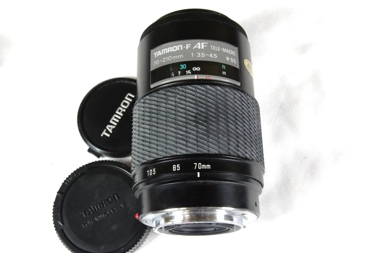 Minolta AF 70-210mm F/3.5-4.5