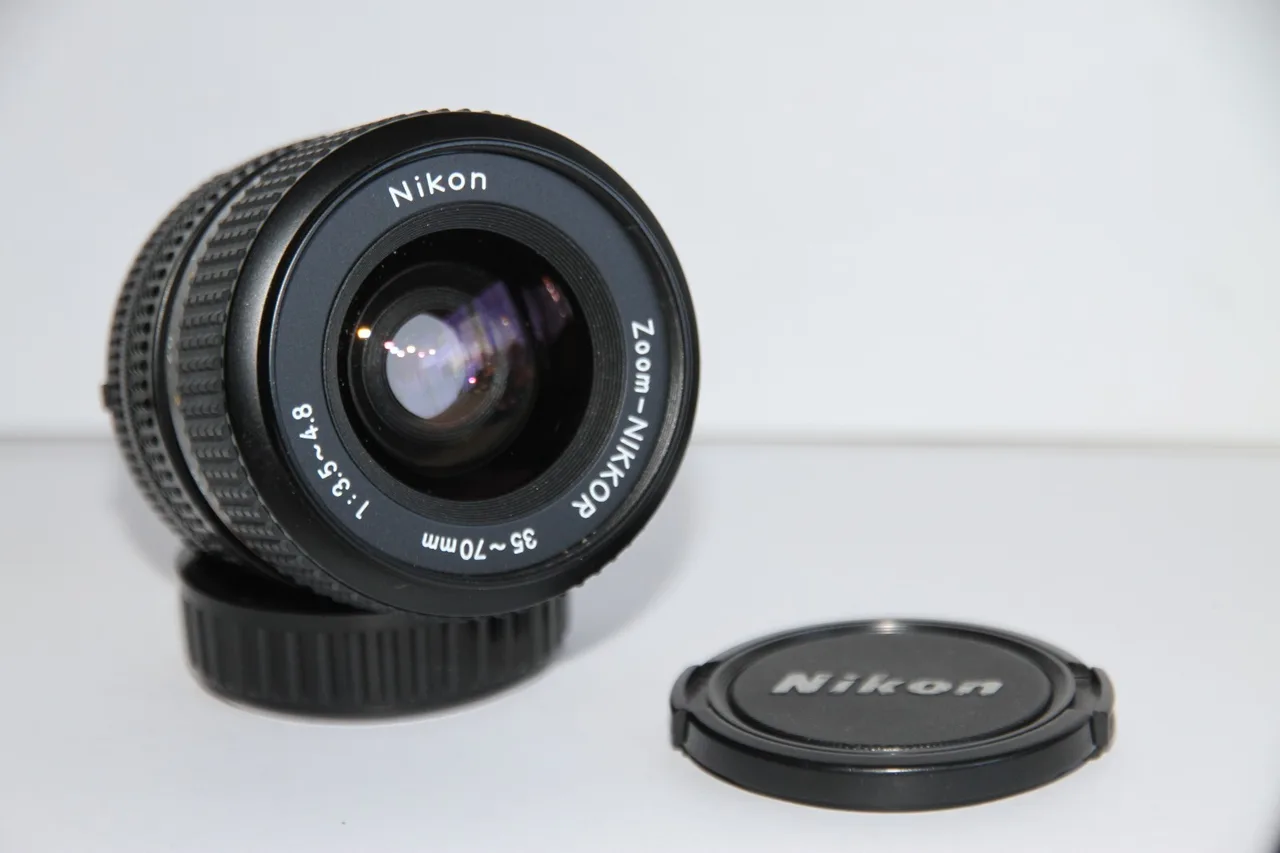 Nikon AI-S Zoom-Nikkor 35-70mm F/3.5-4.8